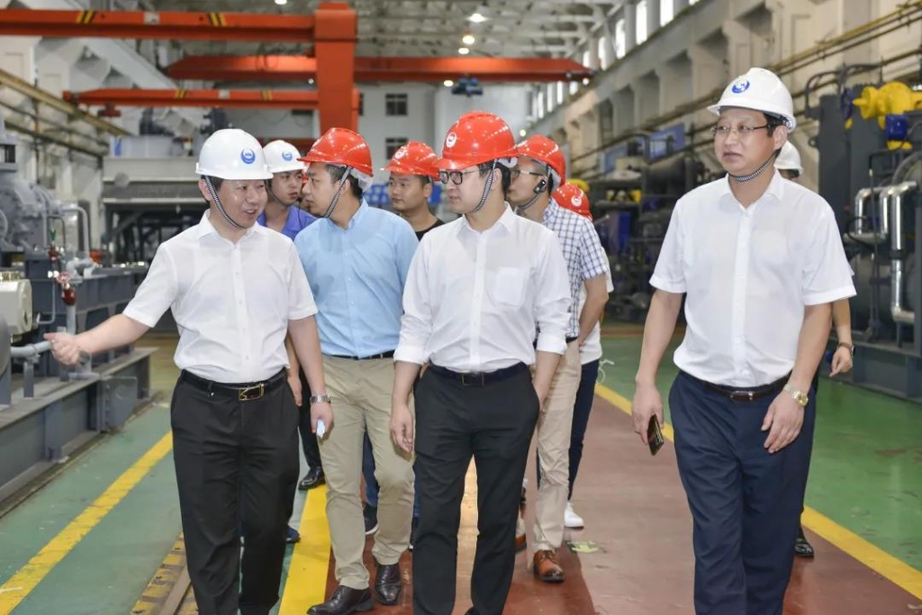 庄闲和游戏集团与重塑集团签署战略相助协议